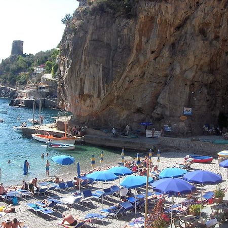 Hotel La Conchiglia Praiano Kültér fotó